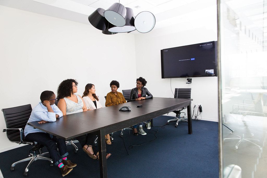 Students and trainer in a testing class (placeholder photo)